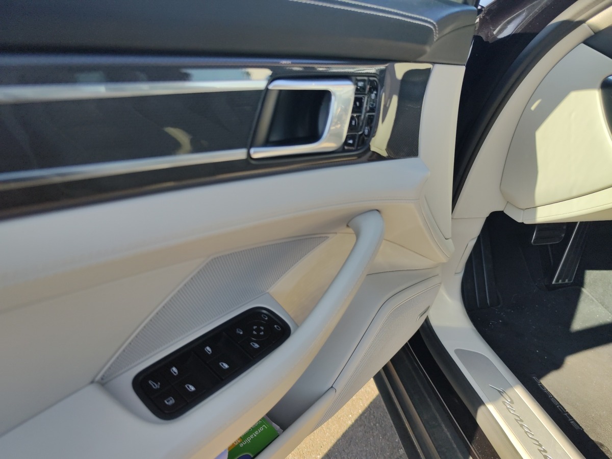 Porsche PANAMERA TURBO E-HYBRID TURBO E-HYBRID