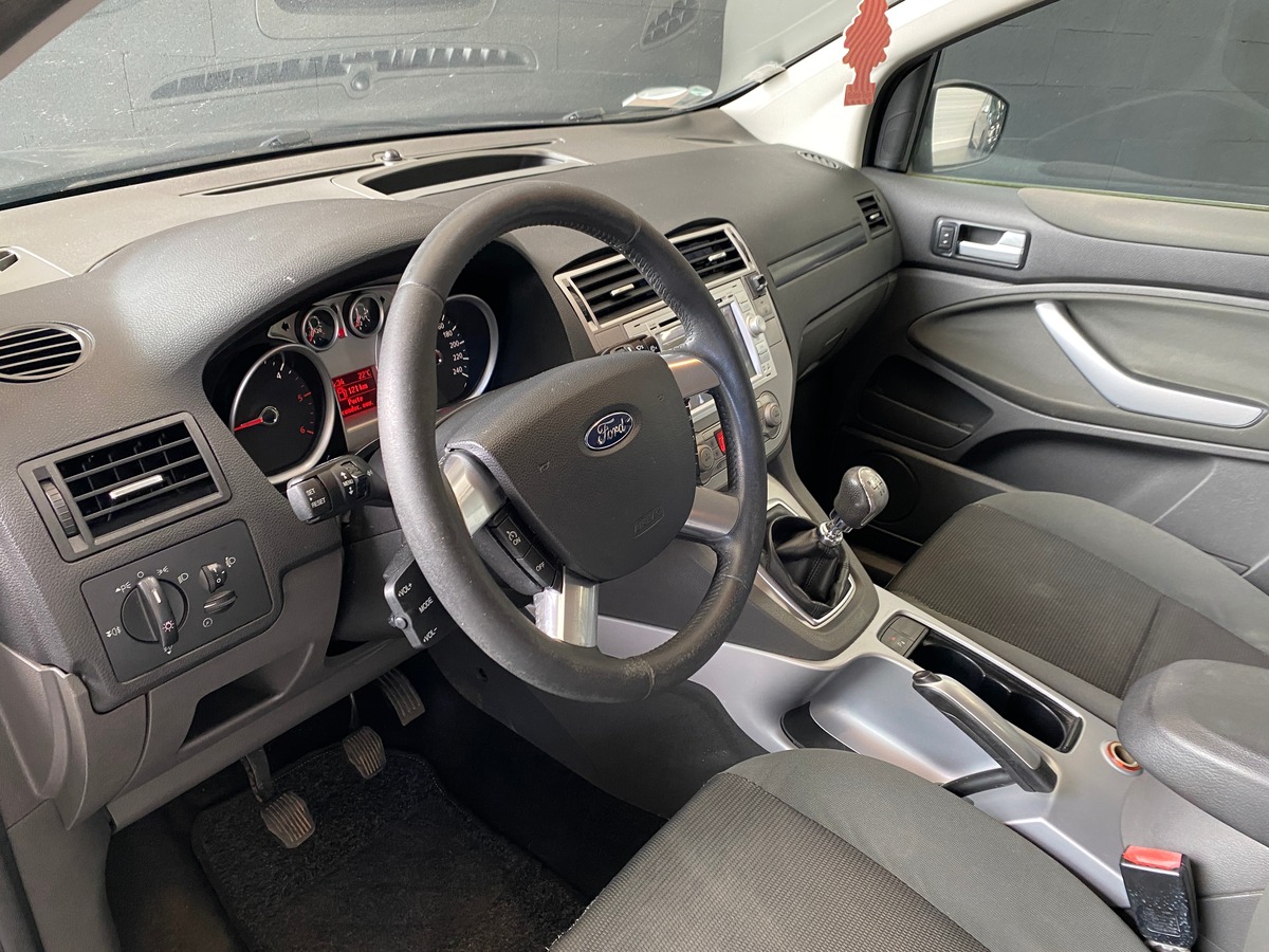 Ford Kuga 2.0 TDCI 140 TREND 4X2