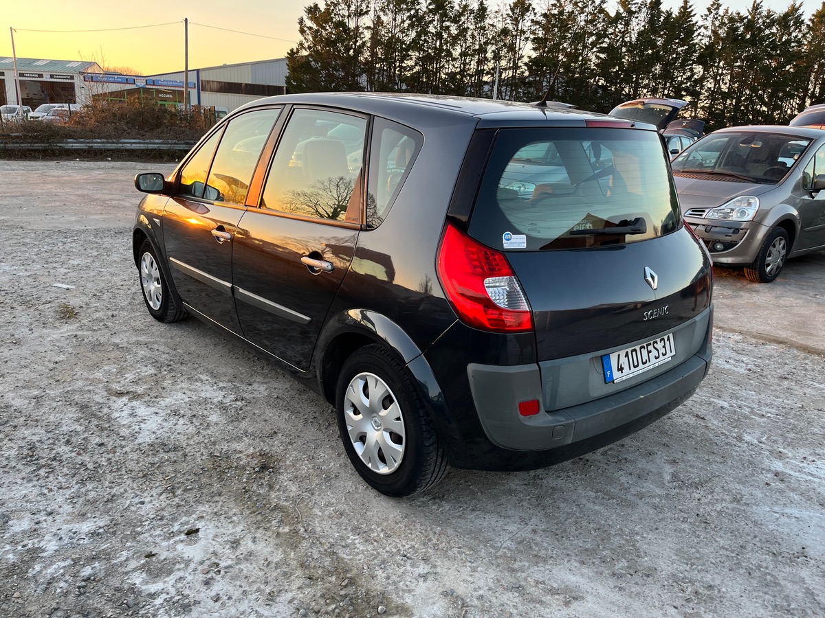 RENAULT Scenic 1.5 dci 131859km