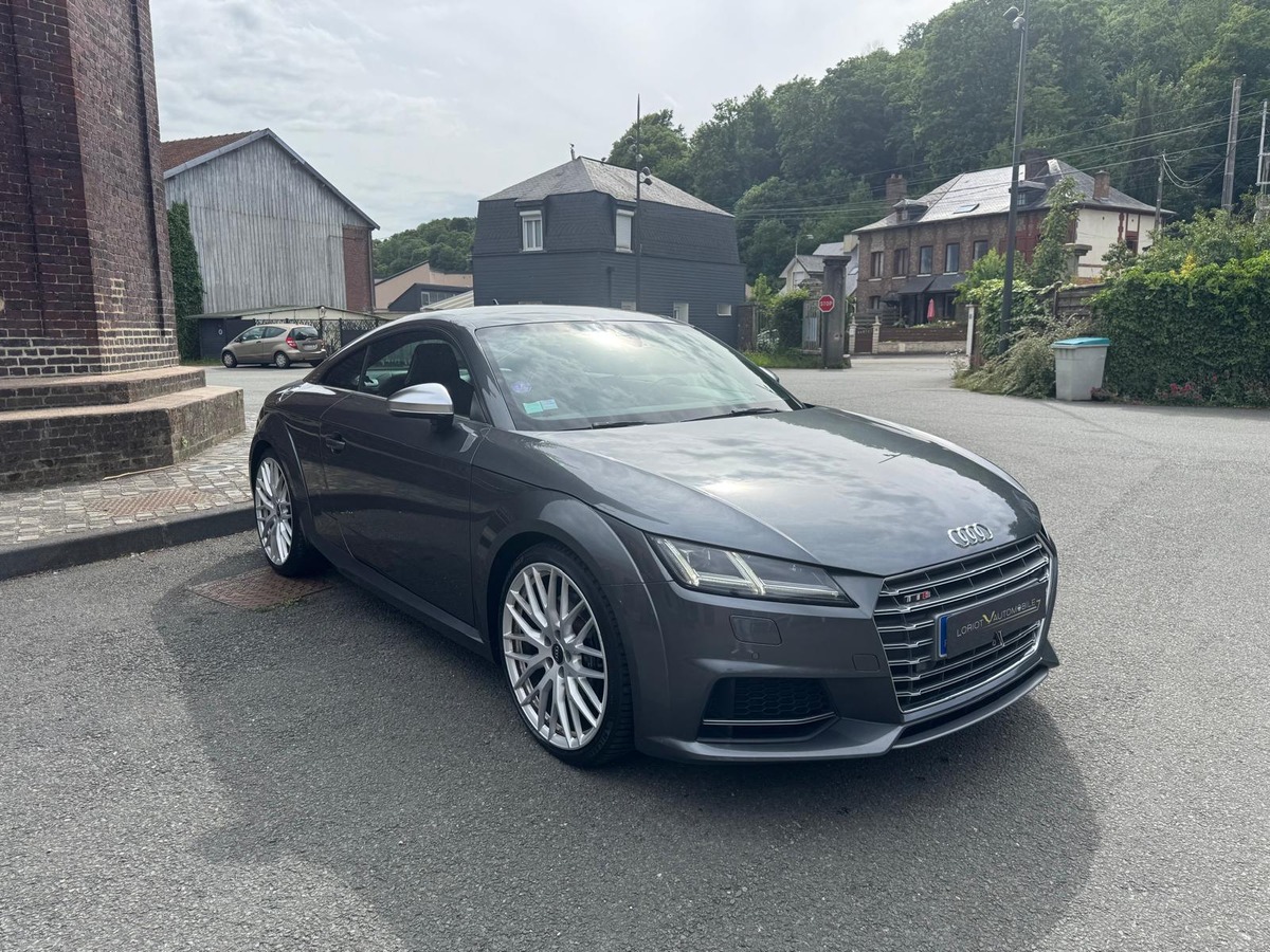 Audi TTS 2.0 TFSi Quattro S-Tronic