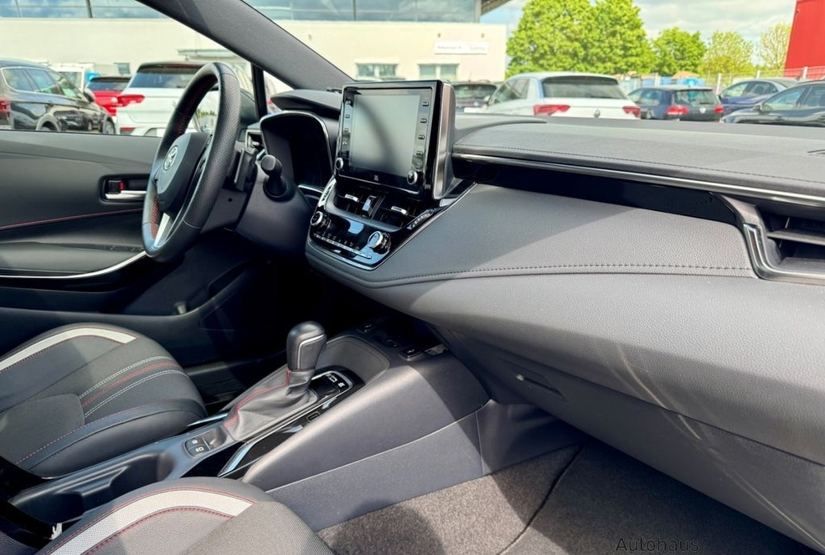 Toyota Corolla 2.0 1584ch Hybrid GR Sport AHK Navi JBL