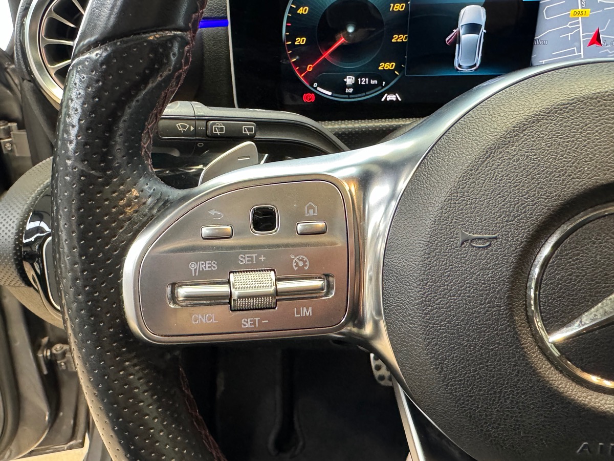 Mercedes-Benz Classe A 180D 7G-TRONIC 116CV AMG LINE TOIT OUVRANT