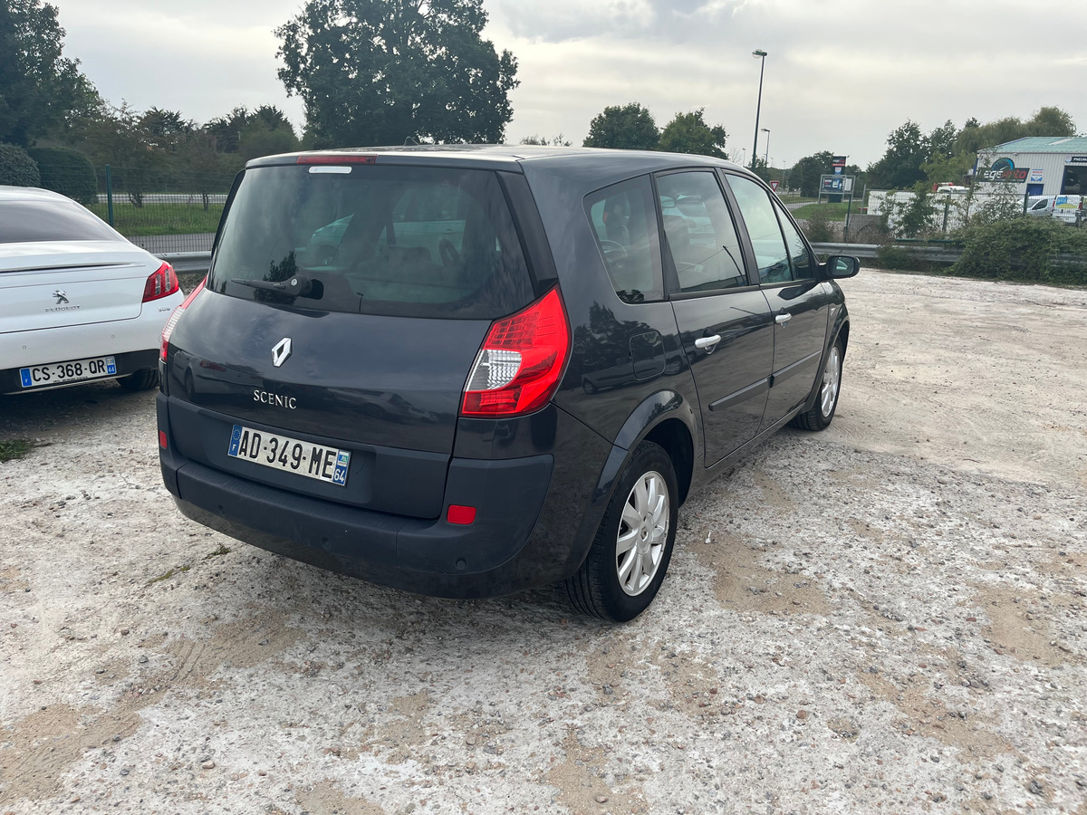 RENAULT Grand Scenic 2.0 dci  150CH JADE 124371KM