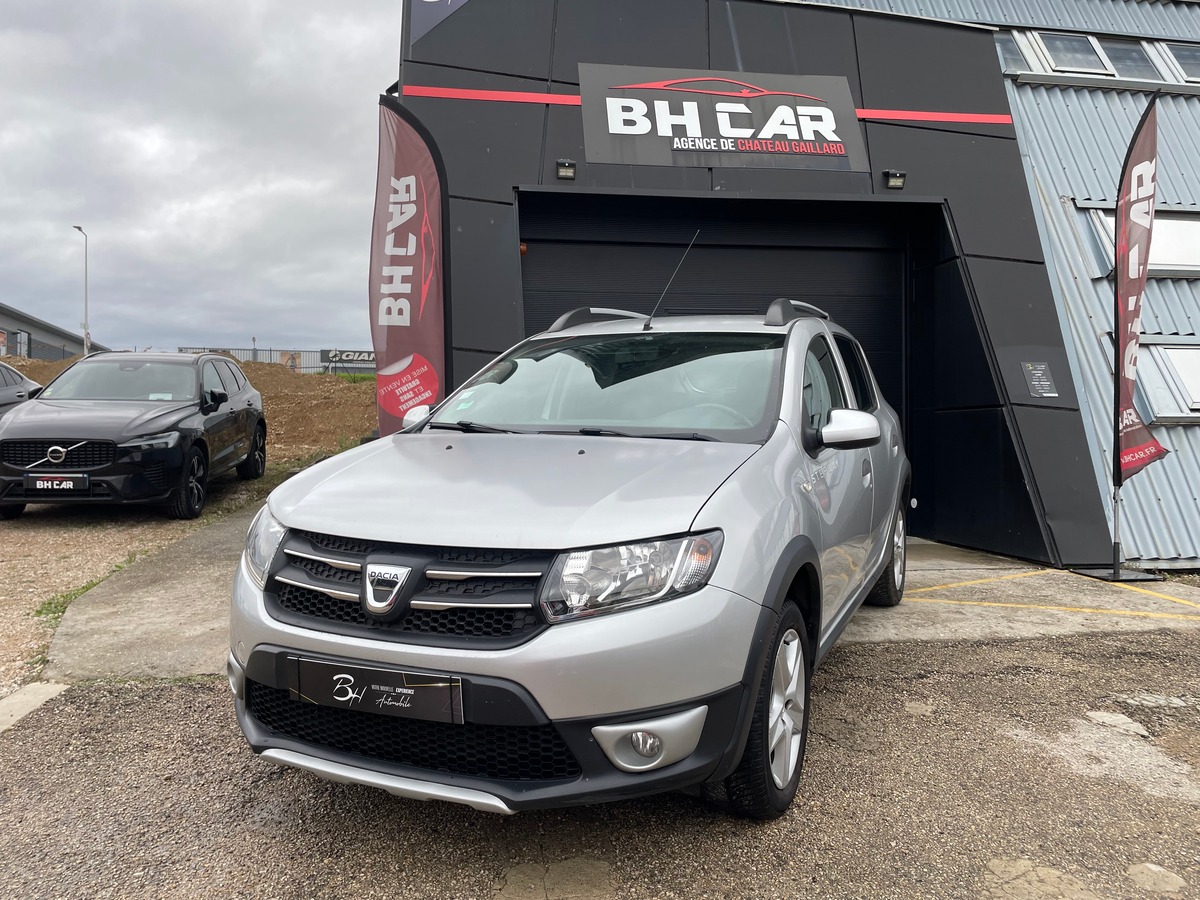 Image: Dacia Sandero 0.9 tce 90cv - STEPWAY - Climatisation - GPS - Régulateur/limiteur de vitesse