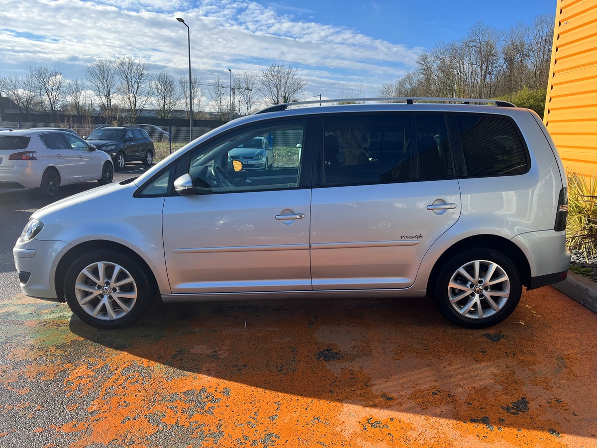 Volkswagen Touran Phase 2 2.0 TDI 140 ch CONFORTLINE 7 PLACES