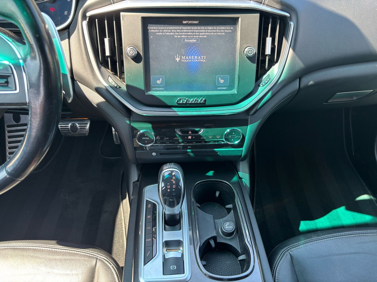 Maserati Ghibli 3.0 V6 275 BVA - Révisée