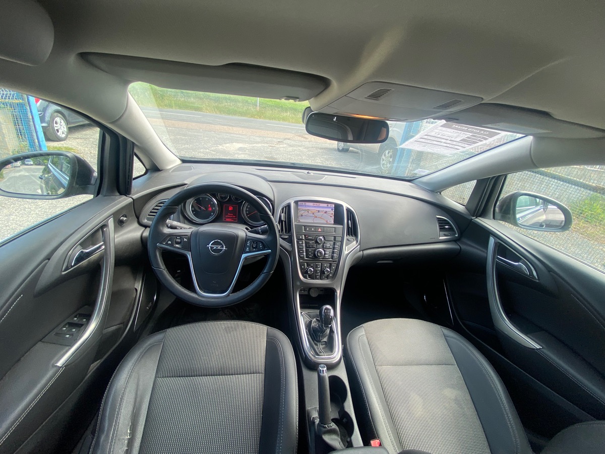 Opel Astra tourer 2.0 cdti 165cv