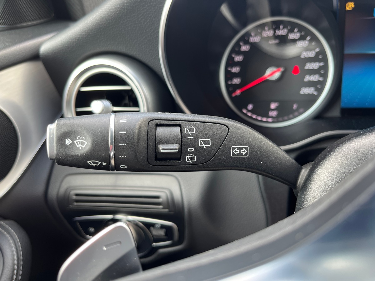 Mercedes-Benz Class GLC 220d 4MATIC AVANTGARDE 9G-TRONIC, SUIVI COMPLET, SIEGES CHAUFFANT