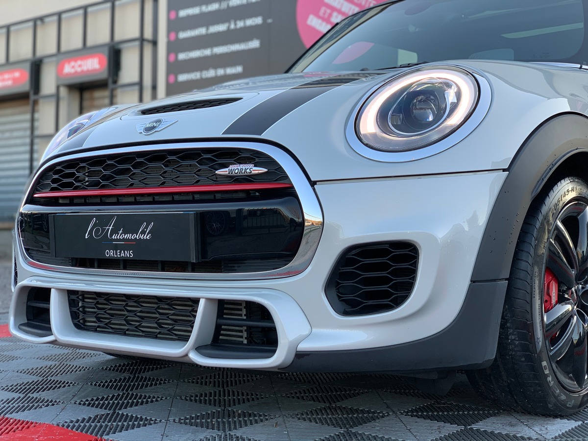 Mini Mini 3 JCW 231 JOHN COOPER WORKS BVA 3P