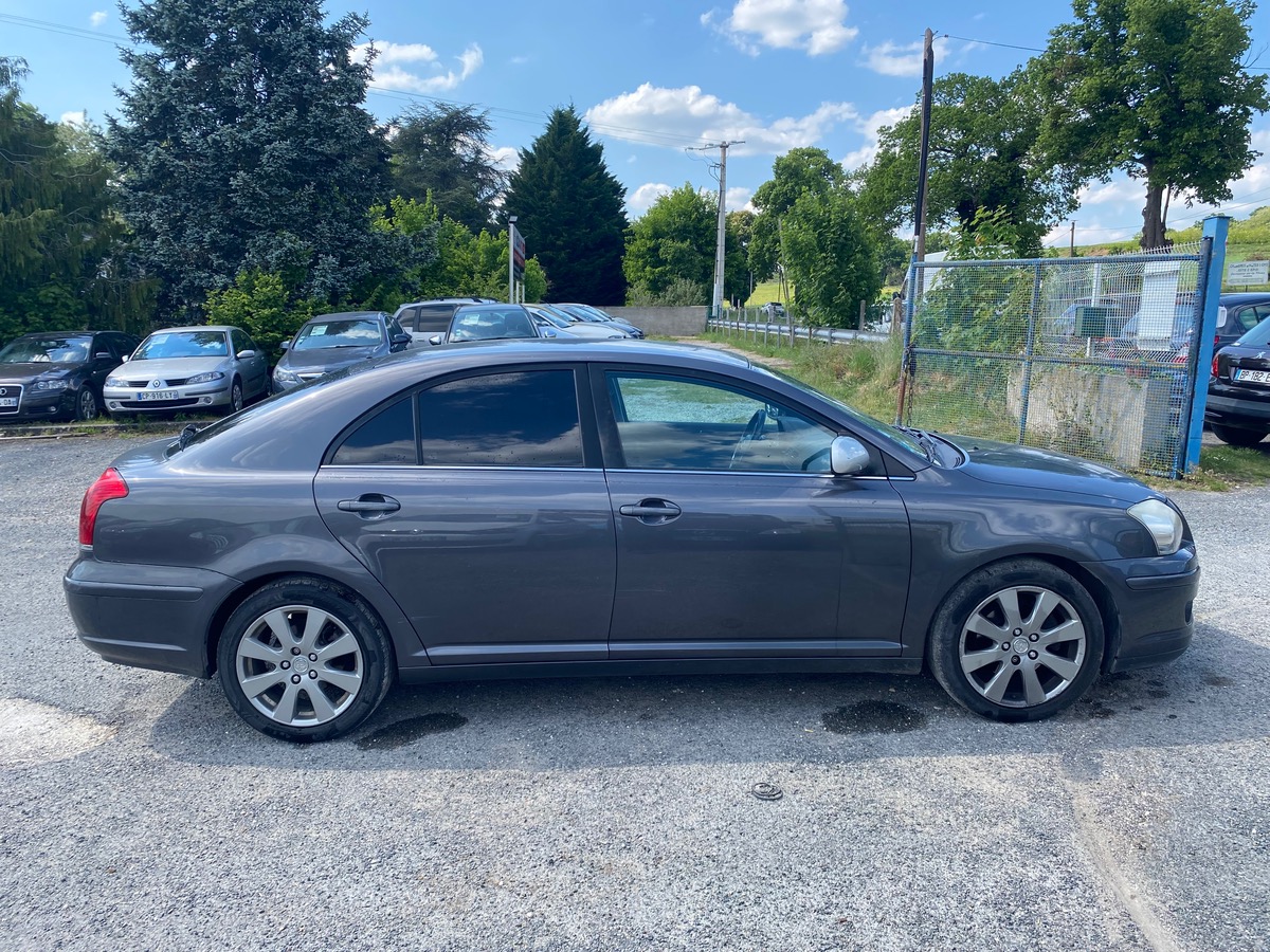 Toyota Avensis 2.2 d4d 150cv