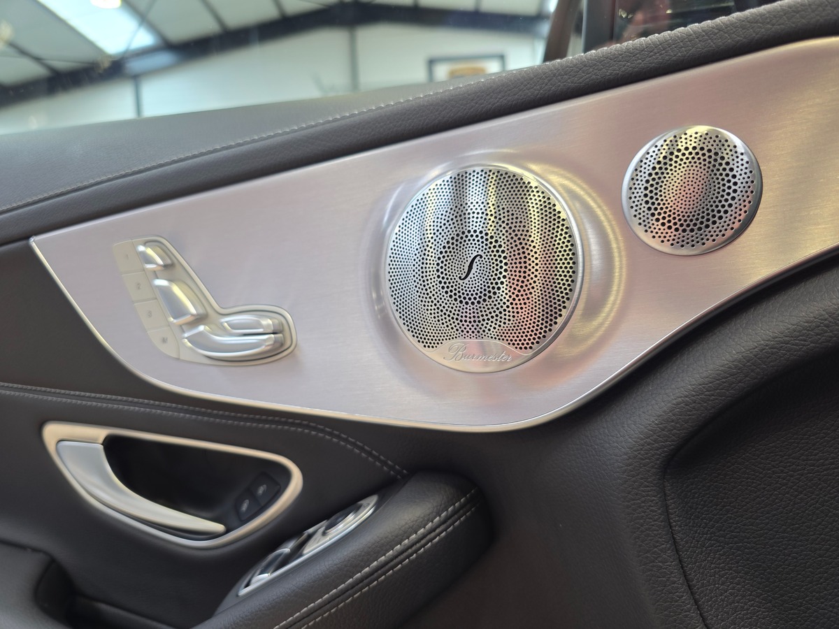 Mercedes-Benz Classe C 200 COUPE PHASE 2 AMG LINE 184 // TOIT OUVRANT / BURMESTER