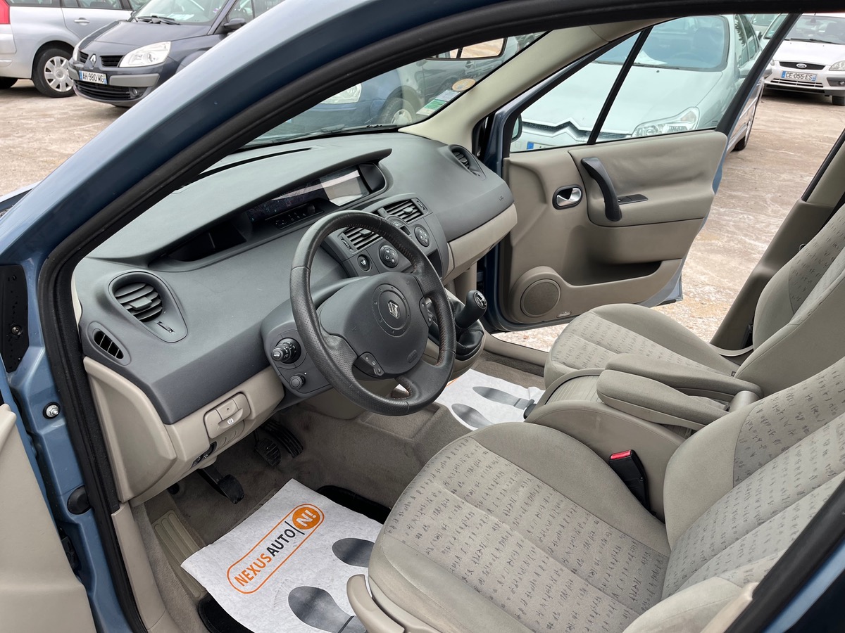 RENAULT Scenic 1.5 dci 136157km