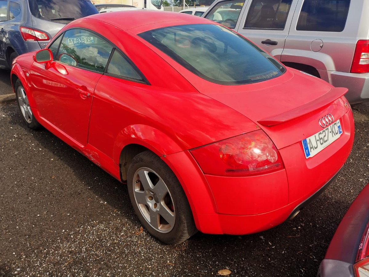 Audi TT coupé 1.8i tbo - 180