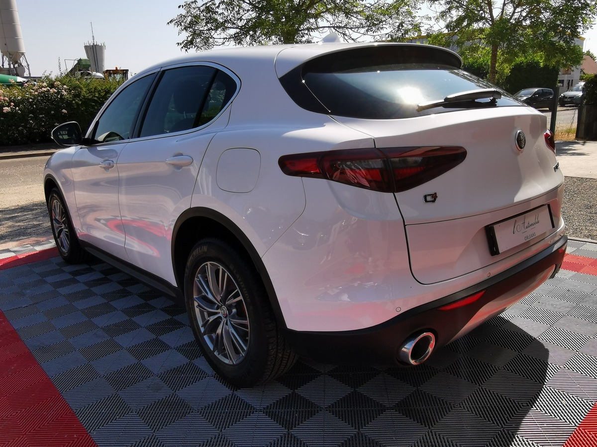 Alfa Romeo Stelvio 2.2 Q4 210 LUSSO full i