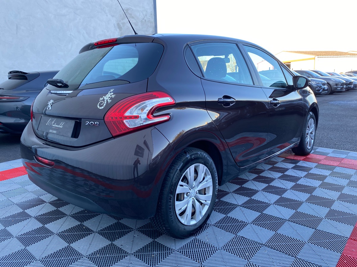 Peugeot 208 1.0 VTi 68 URBAN b