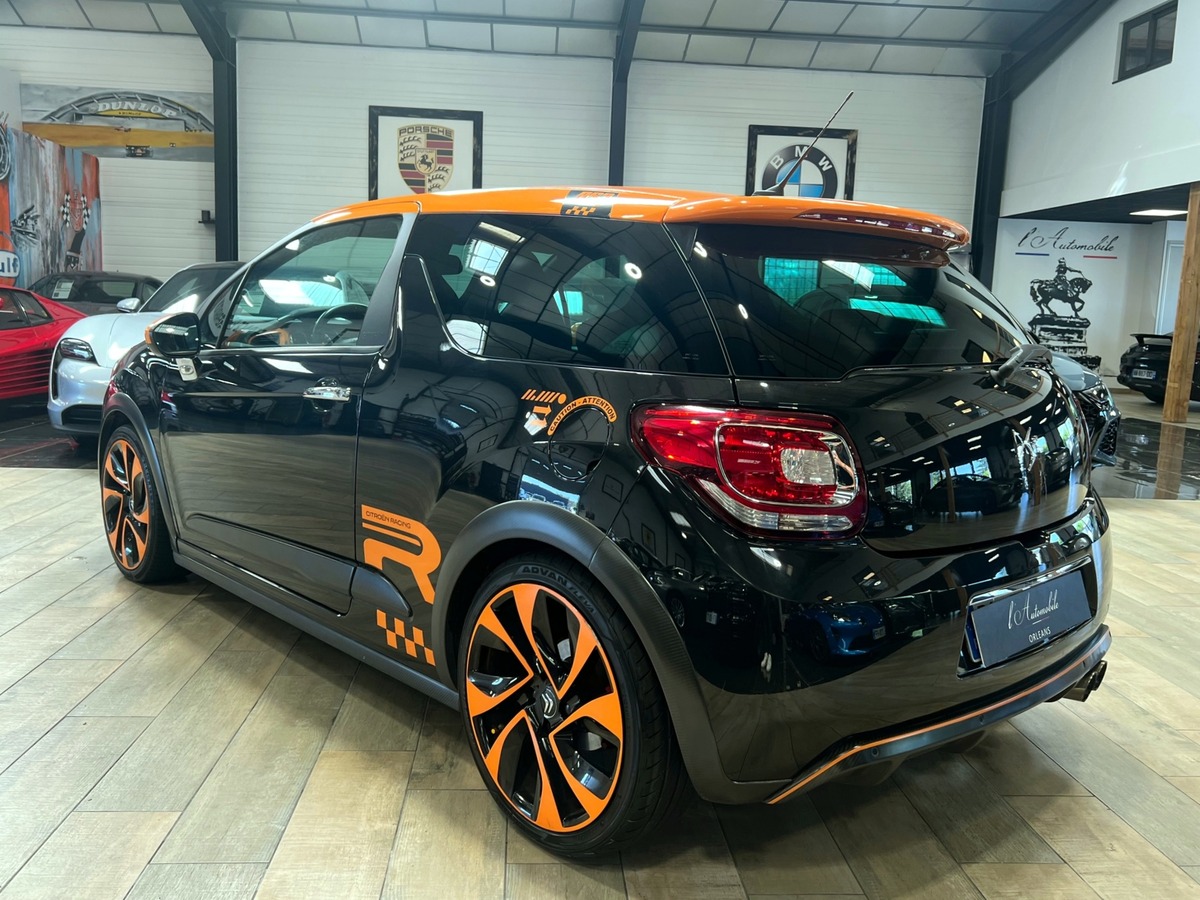 Citroën DS3 RACING 1.6 THP 203  FEUX + ECHAPPEMENT