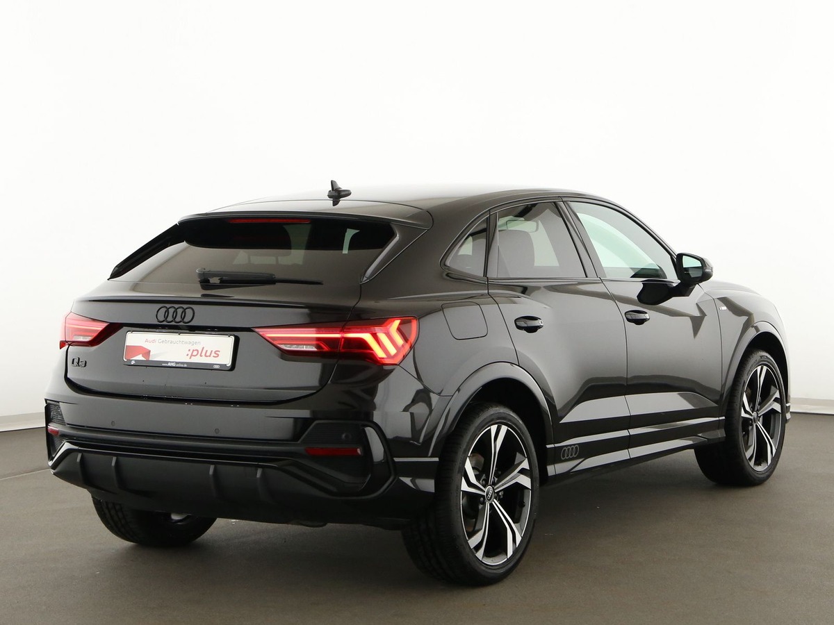 Audi Q3 Sportback II 45 TFSI e 245ch S line S tronic 6/Camera/CarPlay/Phares matriciels/Cuir