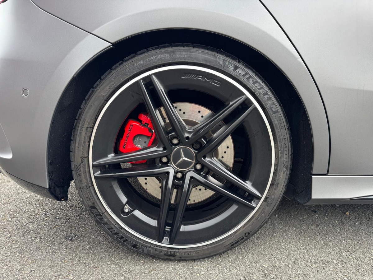 Mercedes-Benz Classe A 45 S AMG 2.0 4MATIC 8G 421 cv