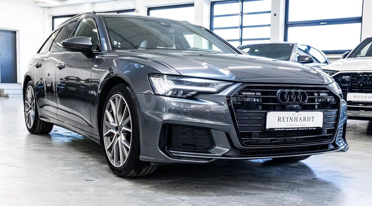 Audi A6 Avant 55 TFSI e 367ch Compétition quattro S tronic 7 B&O Toit ouvrant Attelage