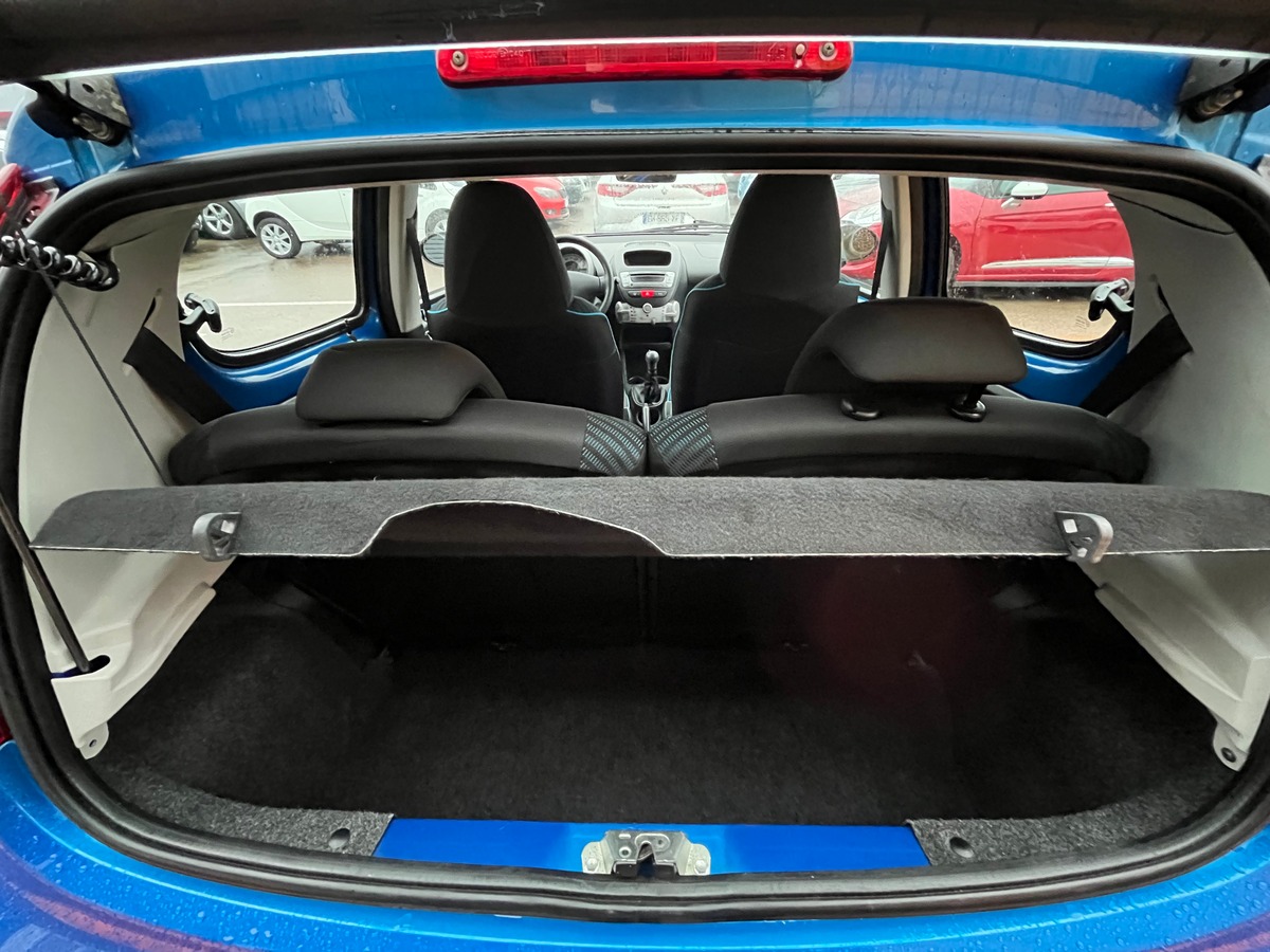Peugeot 107 Phase 2 5 Portes 1.0 i 68 ch