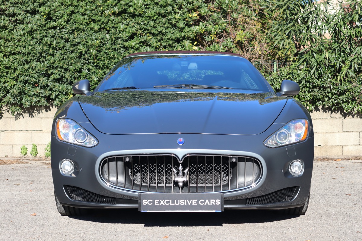 Maserati GranCabrio 4.7 V8 440 cv  - Sort d'entretien  - BVA