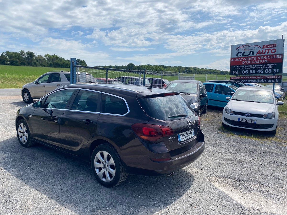 Opel Astra tourer 2.0 cdti 165cv