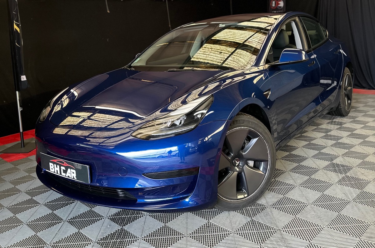 Image: Tesla Model 3 STANDARD RANGE PLUS 1MAIN