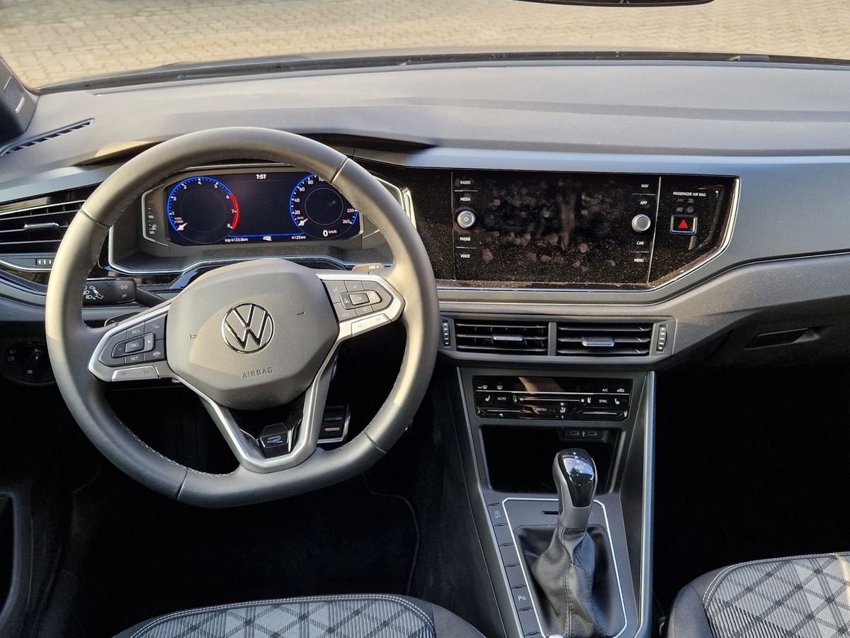 Volkswagen Polo VI 1.0 TSI 116ch R-Line DSG7