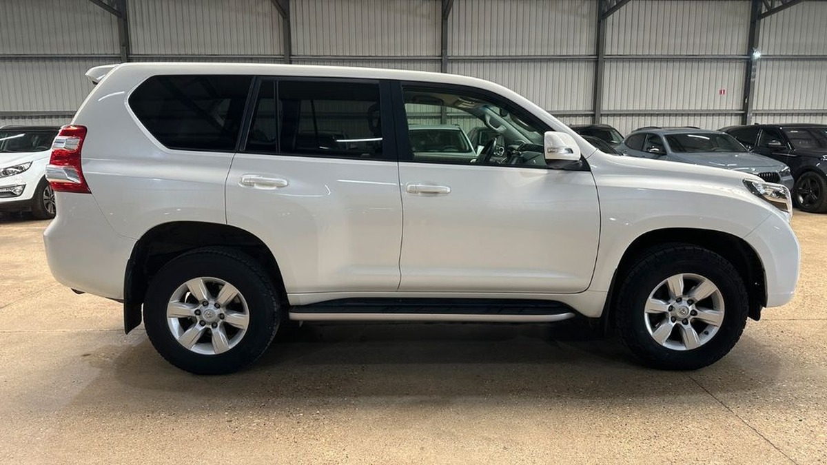 Toyota Land Cruiser SW 3.0 D-4D 190ch Comfort.