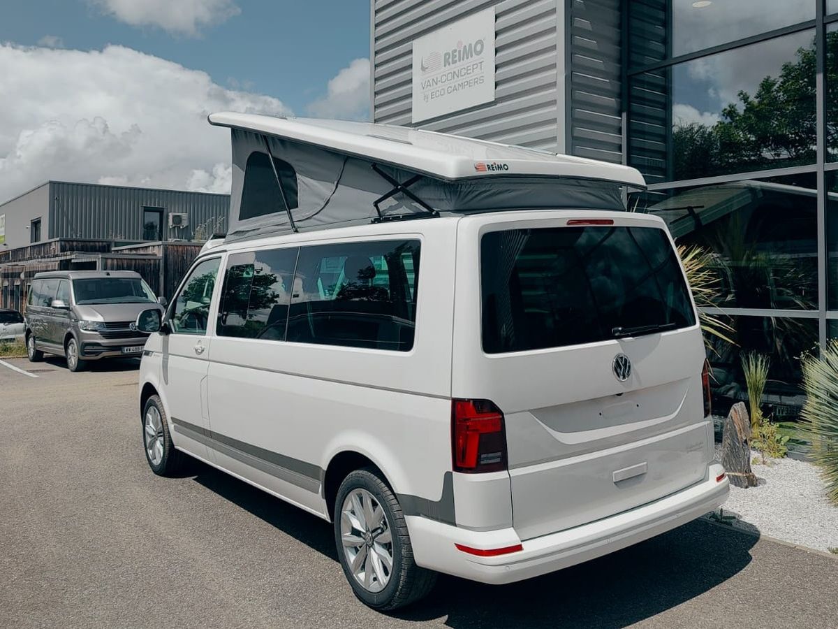 Volkswagen Transporter Fg WEEKENDER+ LR - SERVITED