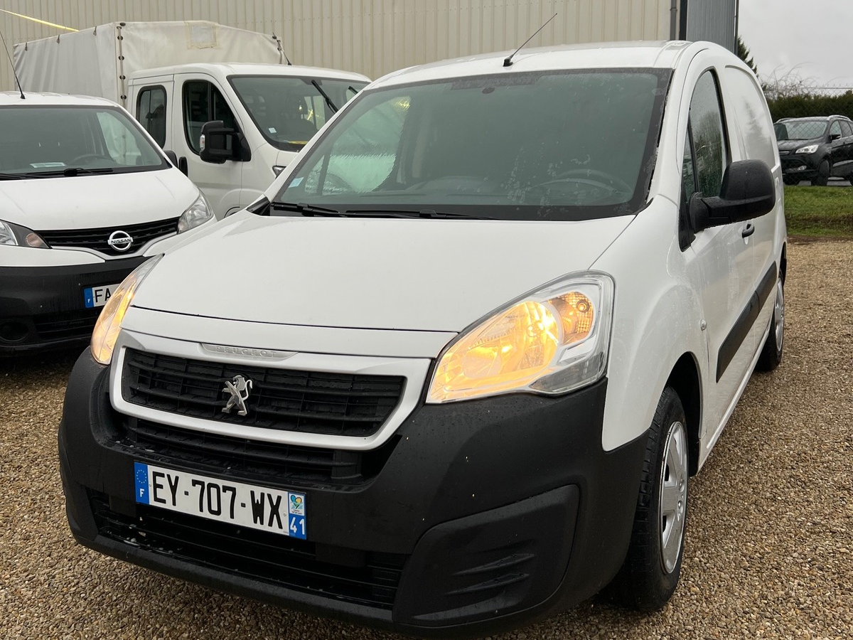 Peugeot Partner 1.6L HDI / 3 PLACES / 110 000 KMS / Regul + Limite