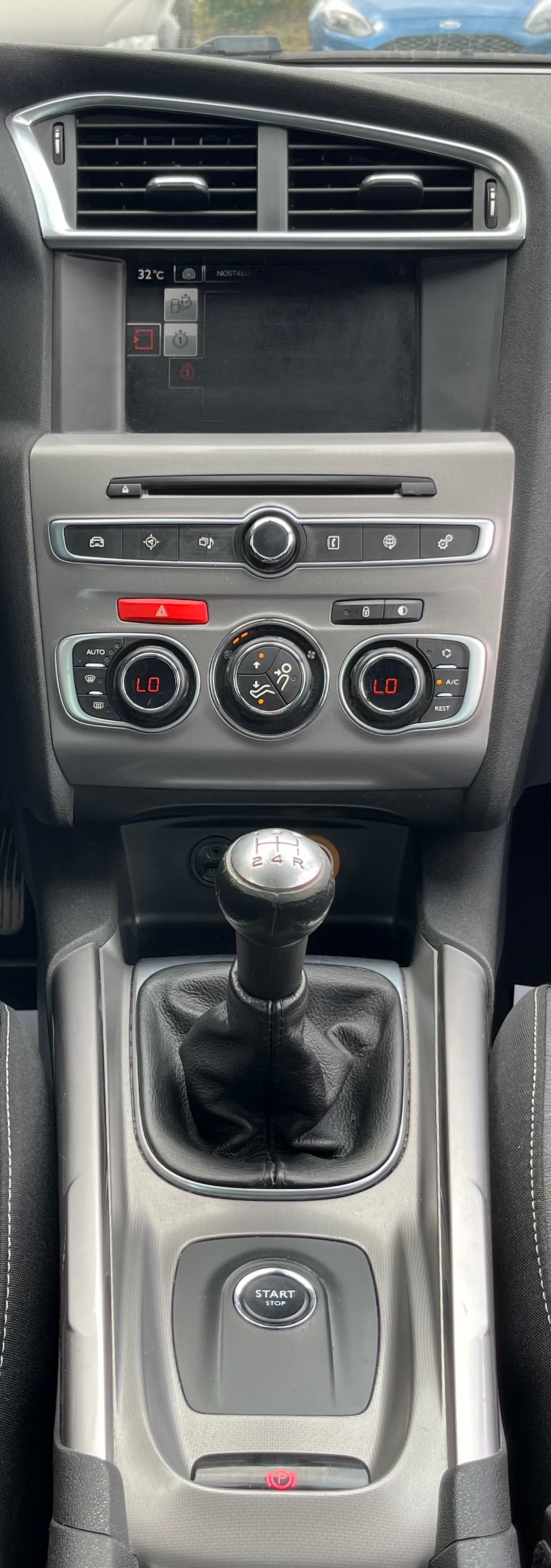 Citroën C4 II SHINE  1.6 HDI 100 CV