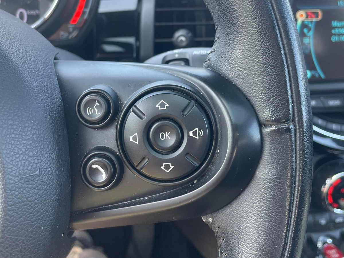 Mini Cooper Blackfriars 136ch F56