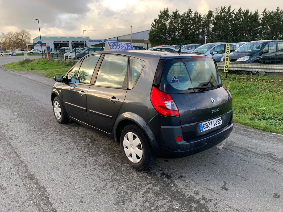 RENAULT Scenic 1.5dci 105ch 82294km LATITUDE