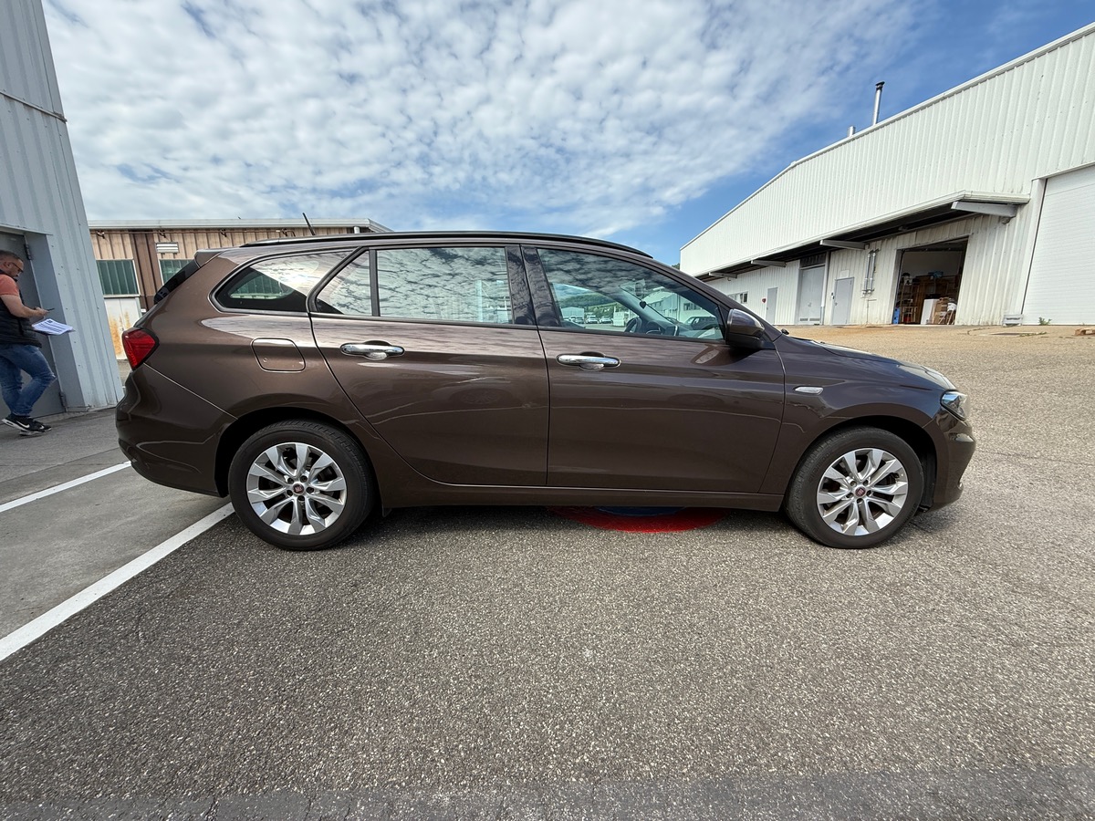 Fiat Tipo 1.6 E-Torq 110 cv Lounge, Sieges chauffants, Caméra de recul