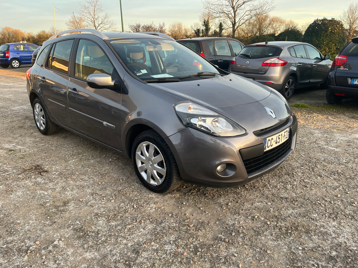 RENAULT Clio 1.5 dci 217665km