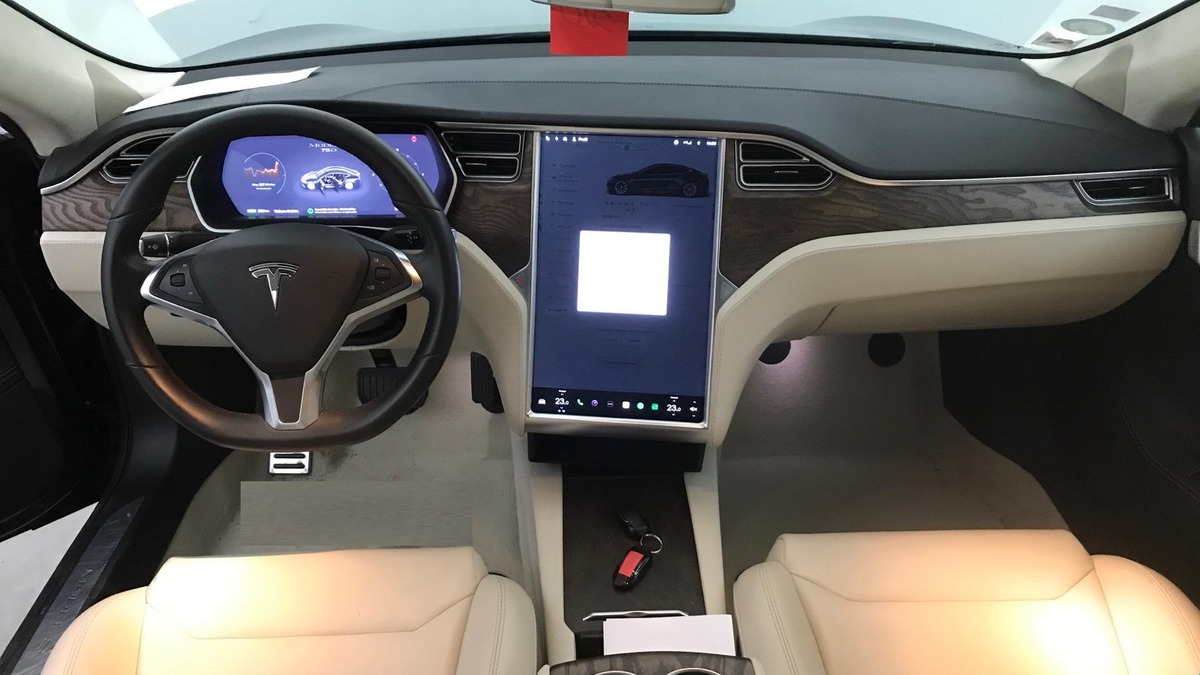 Tesla Model S DUAL MOTOR PREMIERE MAIN 67.000 KMS - Annonce