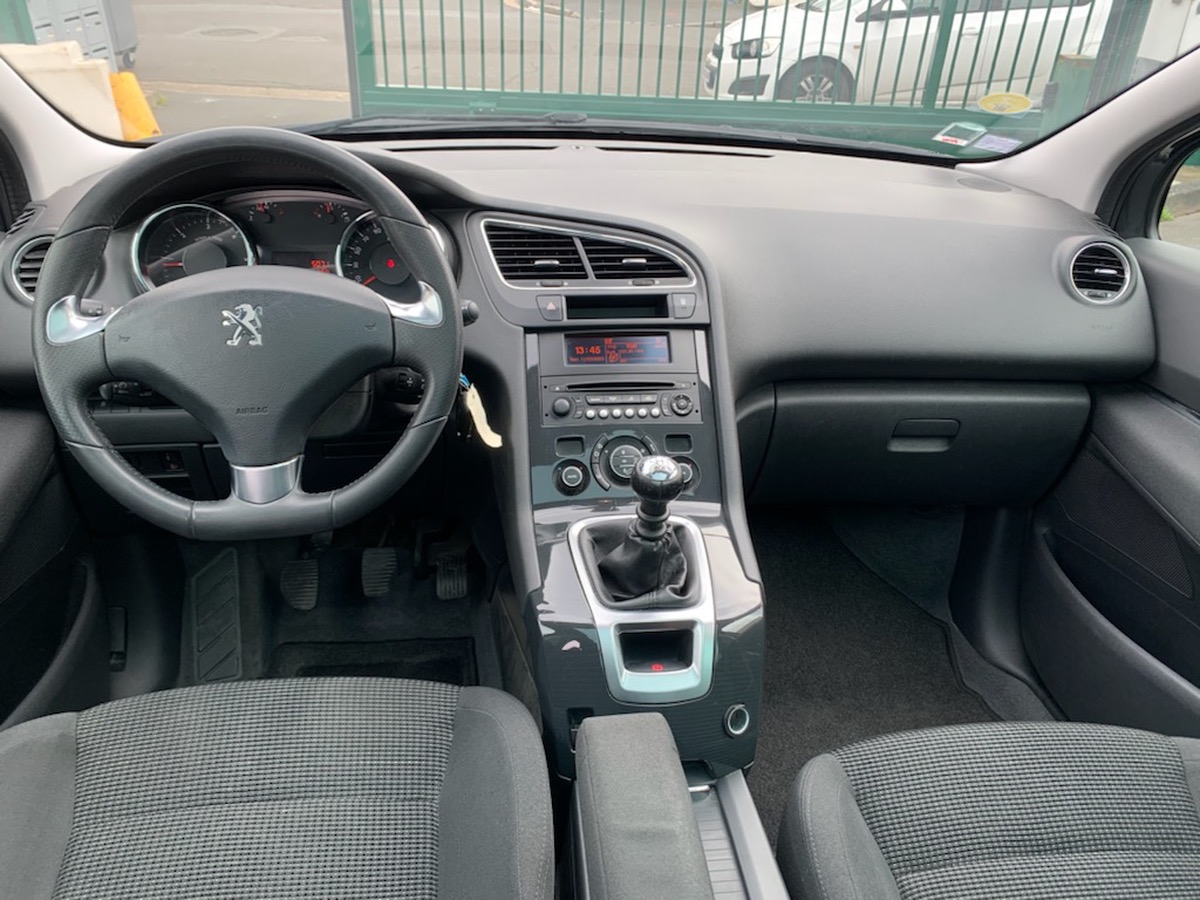 Peugeot 5008 1.6 e-HDI 115 CV styles 4X