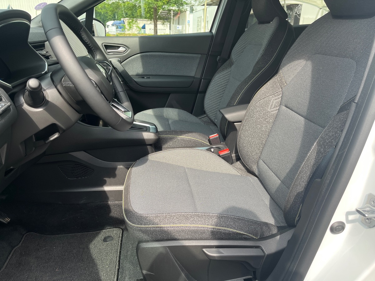 RENAULT Captur TECHNO E-TECH FULL HYBRID 145
