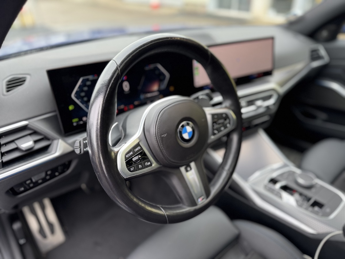 Bmw Série 3 330 i 245 cv M sport - TOIT OUVRANT - PAS DE MALUS - TABLETTE DIGITALE - CARPLAY