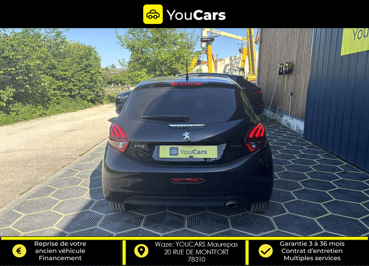 Peugeot 208 GT LINE 5 Portes 1.6 Blue HDi 99 cv RADAR DE RECUL APPLE CARPLAY ENTRETIEN A JOUR
