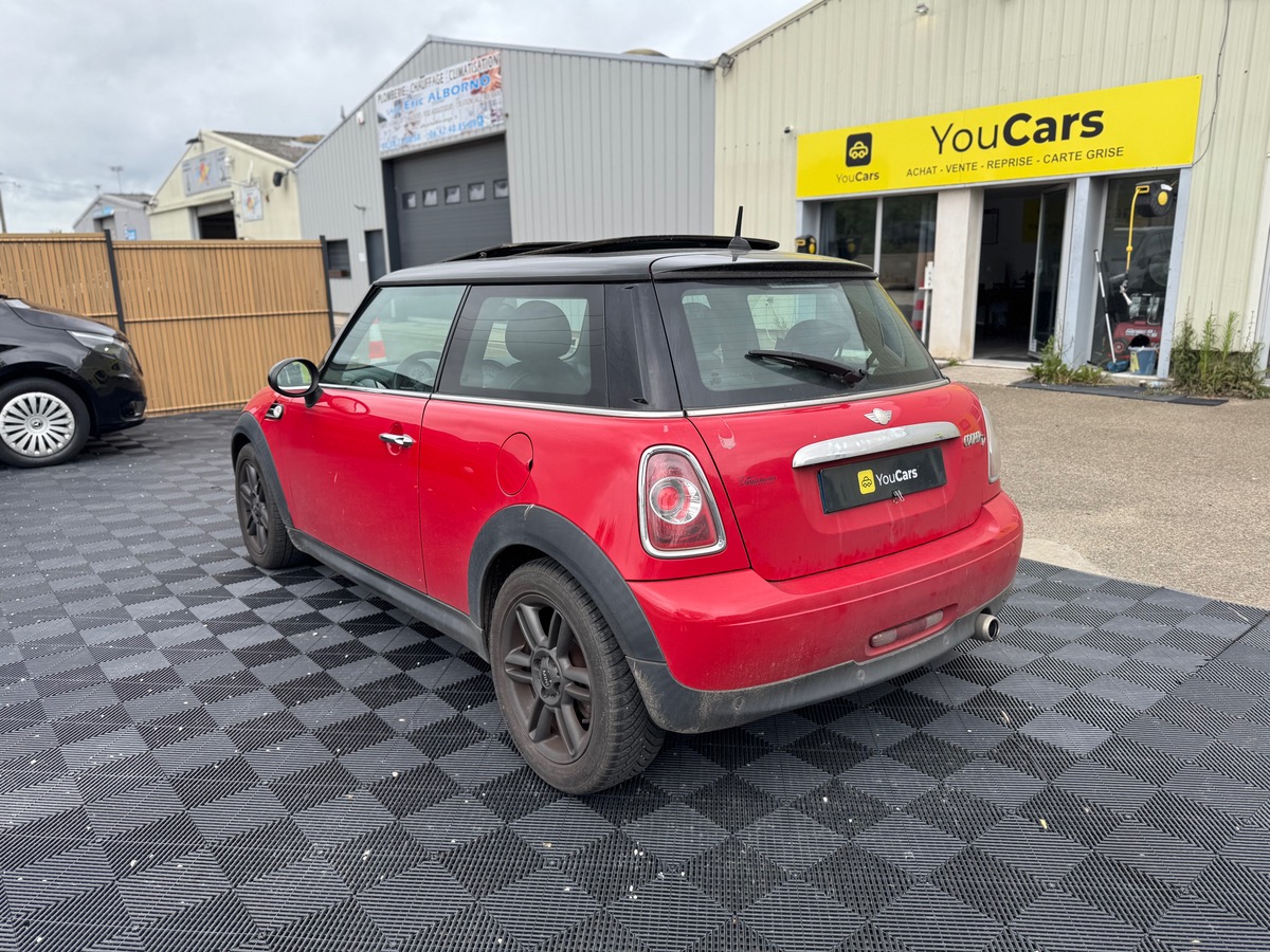 Mini Cooper 2 (R56) LCI D 1.6  110 cv - TOIT OUVRANT - INTERIEUR CUIR - RADAR DE RECUL