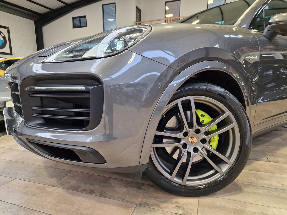 Porsche Cayenne Coupé III 3.0 V6 462 E-HYBRID PLATINIUM EDITION