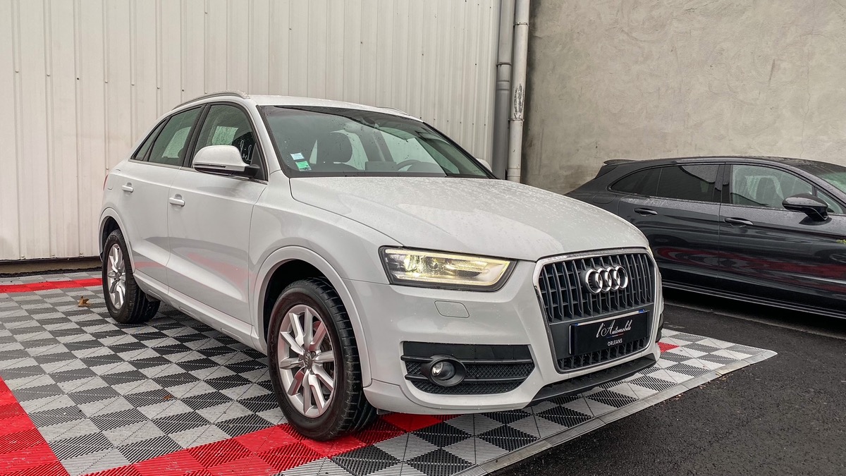 Audi Q3 2.0 TDI 140 BUSINESS LINE