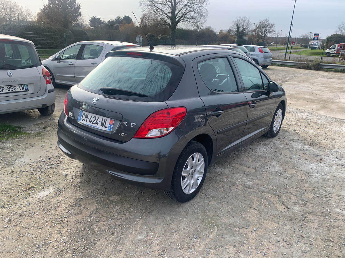 Peugeot 207 1.4 75CH 133891KM