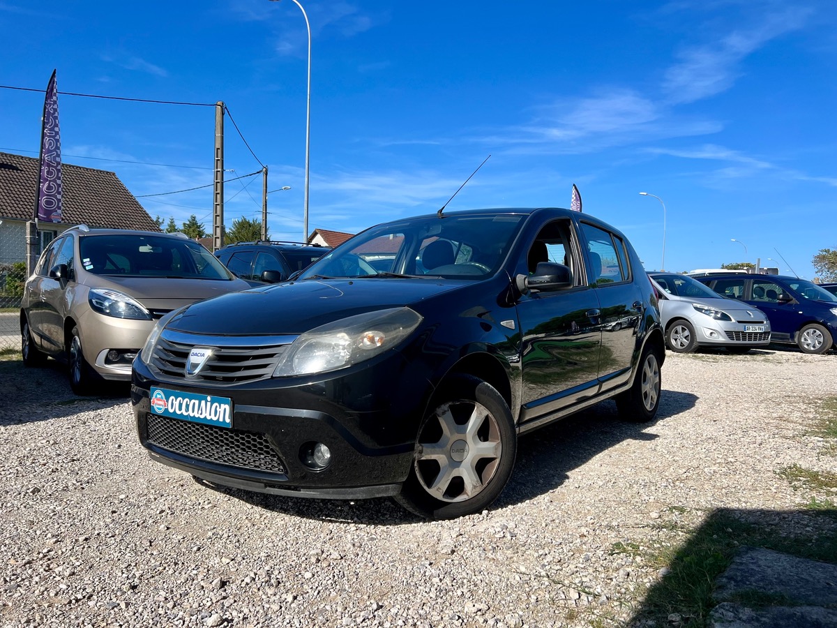 Dacia Sandero 1.4 MPi GPL 70cv - Voitures