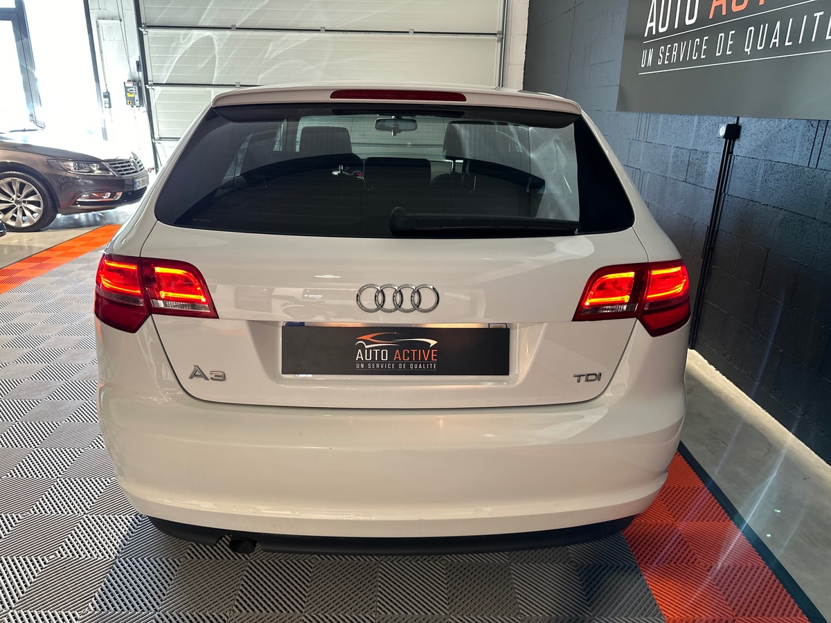 Audi A3 SPORTBACK 1.6 TDI BUSINESS LINE