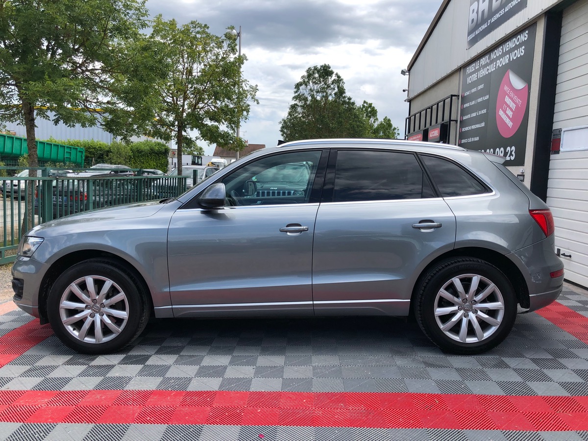 Audi Q5 V6 3.0 TDI quattro 245 CV AVUS Toit Pano t