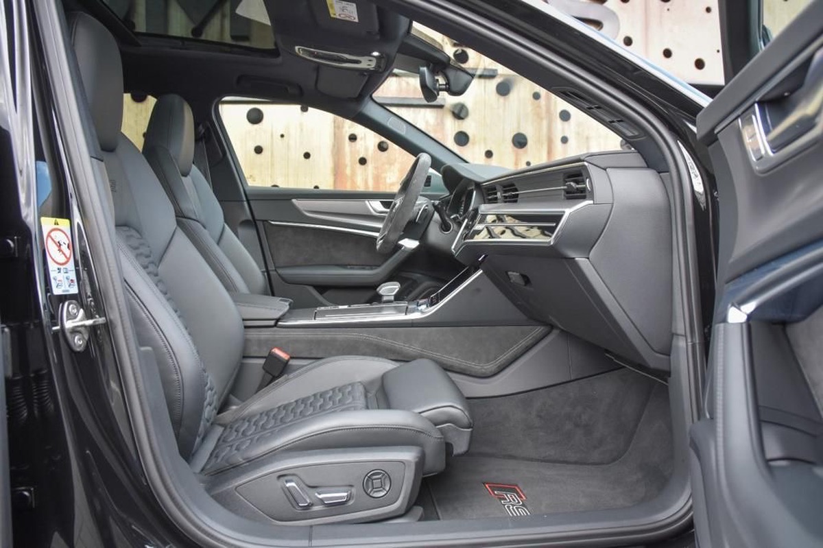 Audi RS6 Avant TFSI 600 / ABT + AKRAPOVIC + CARBONE FR kl