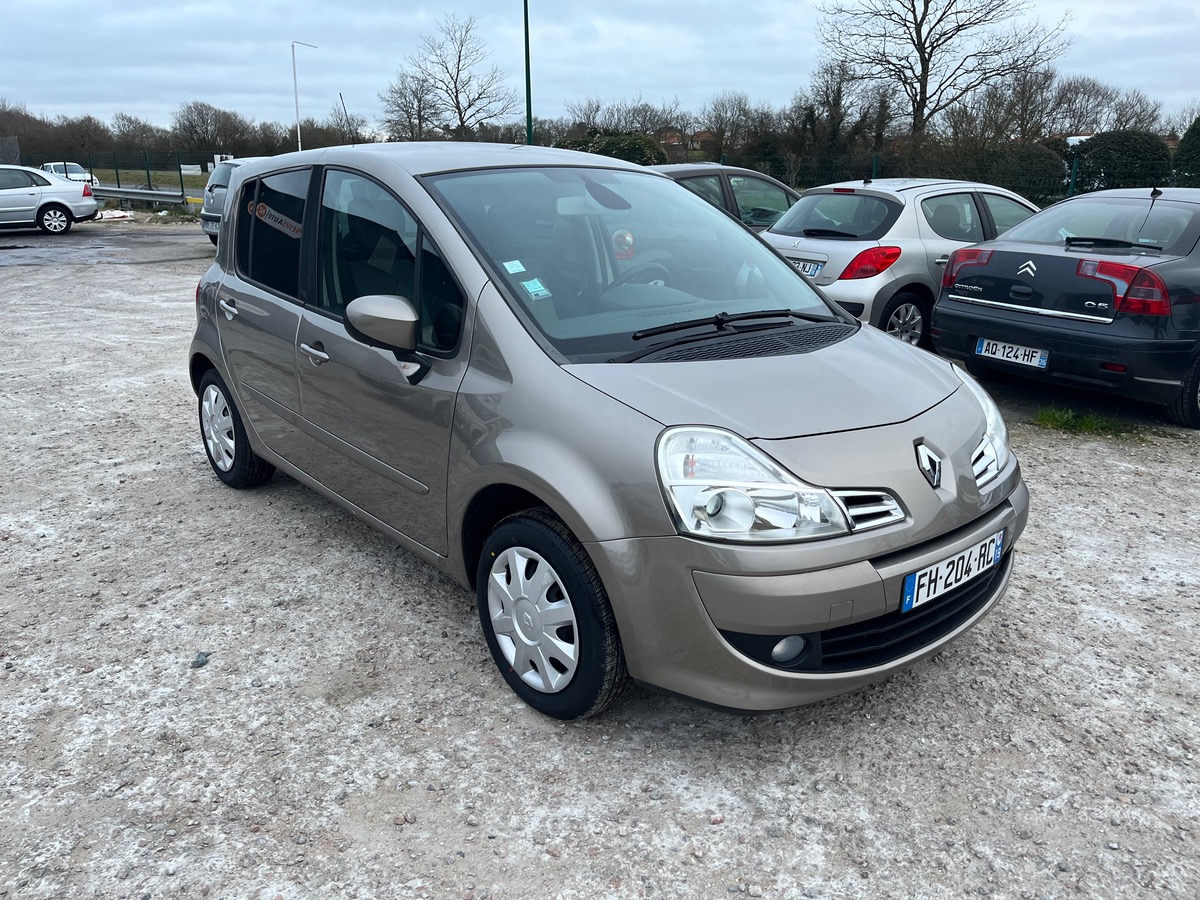 RENAULT Modus 1.5 dci 102187km